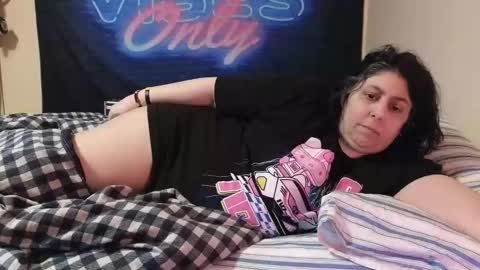  Dragon Queen. Be my Dragon --  and  online show from 12.18.25