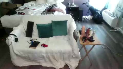 Snapshot of jennacd4life chatting on 11.01.25 Jenna Cross online show from 11.01.25