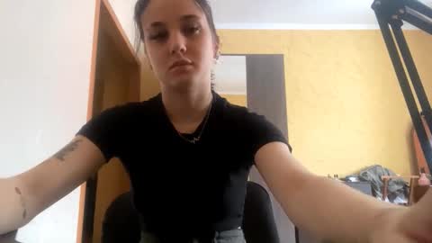 Mia online show from 01.07.26