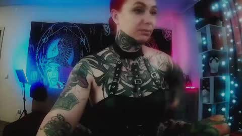 Snapshot of jennalovvee chatting on 05.17.26 Mrs. Jenna online show from 05.17.26