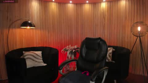 Jenna Olson  online show from 02.19.26