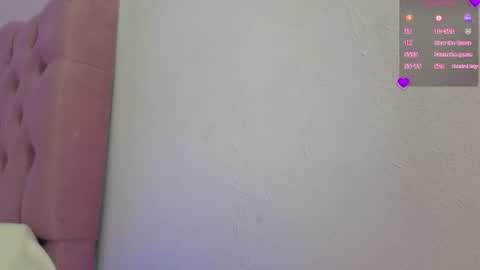 Snapshot of jenner_tay chatting on 07.19.26 jenner online show from 07.19.26