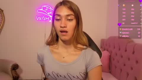 Snapshot of jenner_tay chatting on 07.19.26 jenner online show from 07.19.26