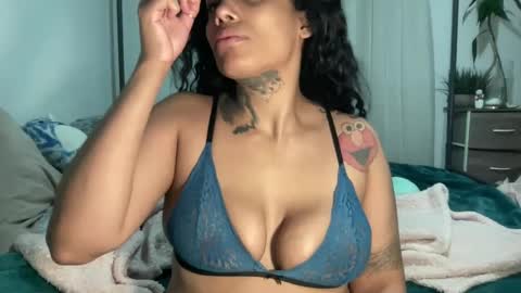 Mistress Jenni online show from 01.12.25