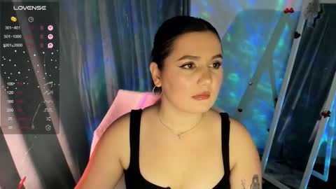 Snapshot of jennie_berry chatting on 10.09.25 Jennie online show from 10.09.25