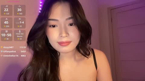jennie_yung online show from 12.24.24