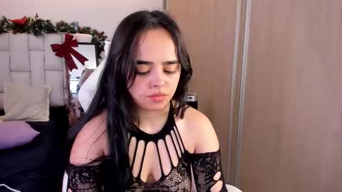 Lim Jennie online show from 12.11.24