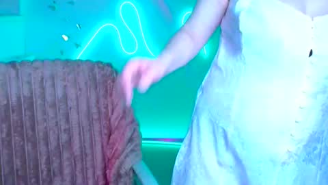 Jennifer online show from 03.03.26