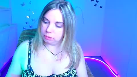 Jennifer online show from 04.05.26