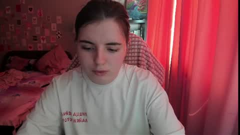Snapshot of jenniferka chatting on 06.29.26 jenniferka online show from 06.29.26