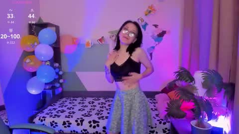  Jennifer  online show from 09.25.25
