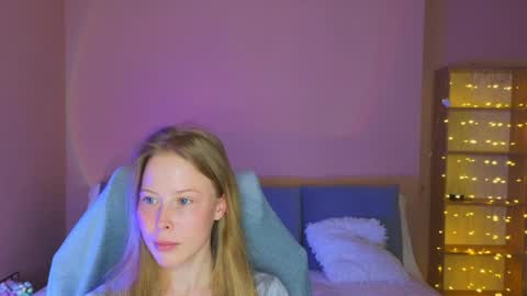 Snapshot of jenny_angelok chatting on 05.29.26 Next broadcast on December 05 subject to change online show from 05.29.26