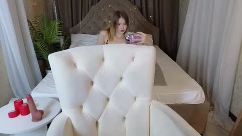 Snapshot of jenny_bunny_ chatting on 06.15.26 jenny_bunny_ online show from 06.15.26