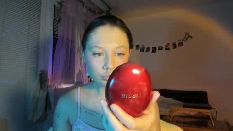 Jennifer Jenny Darling   online show from 01.12.26