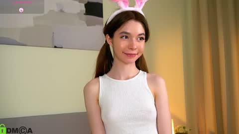 Snapshot of jenny_lylu chatting on 12.28.24 Ori online show from 12.28.24