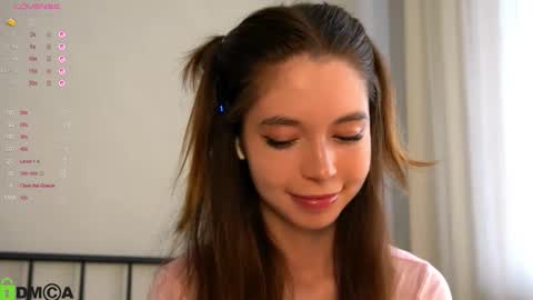 Snapshot of jenny_lylu chatting on 09.27.25 Ori online show from 09.27.25