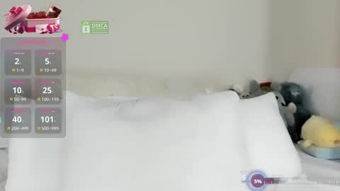 Snapshot of jenny_quinn18 chatting on 10.10.25 Jenny online show from 10.10.25