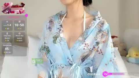 Snapshot of jenny_quinn18 chatting on 10.29.25 Jenny online show from 10.29.25