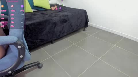 Snapshot of jenny_stark chatting on 09.23.25 jenny_stark online show from 09.23.25