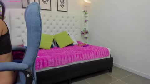 Snapshot of jenny_stark chatting on 09.27.25 jenny_stark online show from 09.27.25