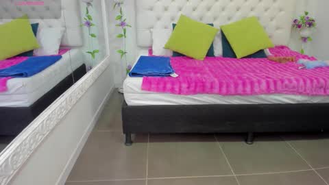 Snapshot of jenny_stark chatting on 09.29.25 jenny_stark online show from 09.29.25