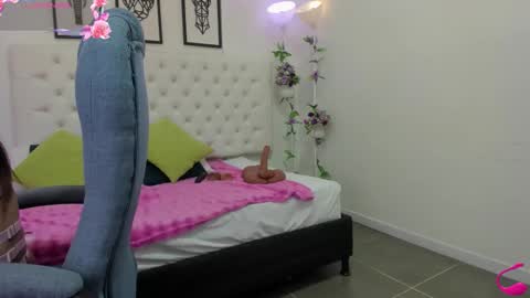 Snapshot of jenny_stark chatting on 10.20.25 jenny_stark online show from 10.20.25