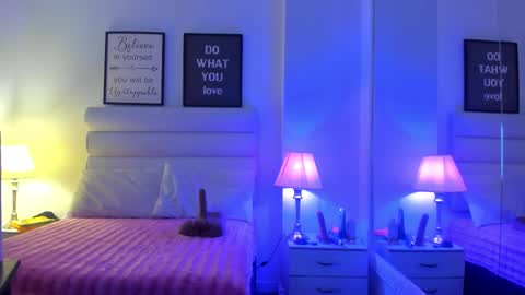 Snapshot of jenny_stark chatting on 11.04.25 jenny_stark online show from 11.04.25