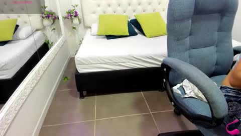 Snapshot of jenny_stark chatting on 02.11.26 jenny_stark online show from 02.11.26