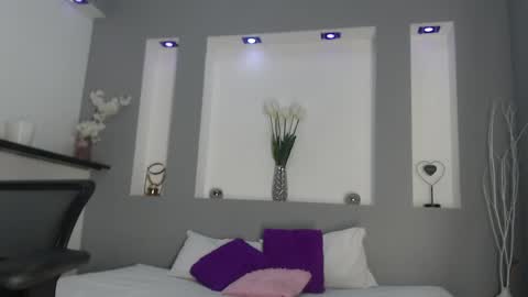 jenny_towers online show from 02.10.25