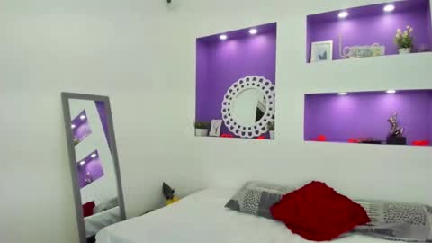 jenny_towers online show from 11.23.25