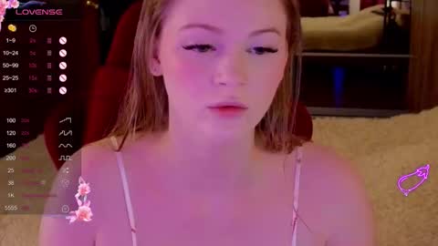 Snapshot of jennykiss11 chatting on 10.21.25 your dream online show from 10.21.25