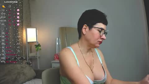 Jenny online show from 03.10.26