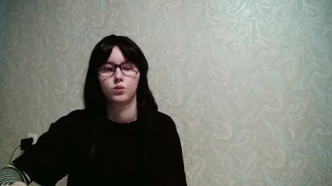 JennyOlset online show from 10.10.25