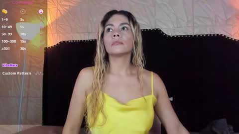 Snapshot of jennyrouse chatting on 11.03.25 Jenny online show from 11.03.25