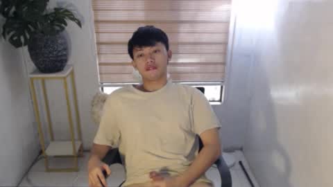 Snapshot of jeppie_ chatting on 10.11.25 jeppie online show from 10.11.25