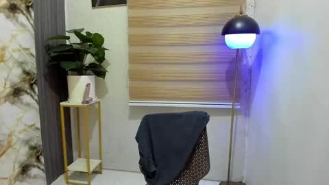 Snapshot of jeppie_ chatting on 10.25.25 jeppie online show from 10.25.25