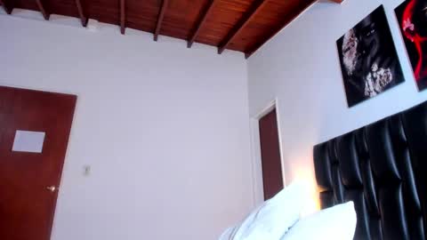 Snapshot of jeremmy_5_ chatting on 01.29.25 Jeremmy online show from 01.29.25