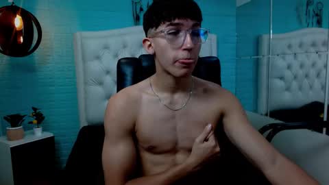 Snapshot of jeremy_job chatting on 02.08.26 Jeremy online show from 02.08.26