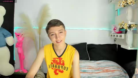 Snapshot of jeremy_salvatore_ chatting on 05.21.26 jero independent model online show from 05.21.26