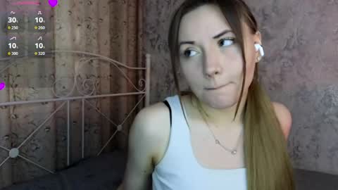 Snapshot of jerrimeyer chatting on 05.19.26 Lily online show from 05.19.26