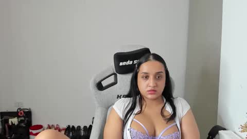 Snapshot of jesicacoper chatting on 02.27.26 MistressJesicaCoper online show from 02.27.26