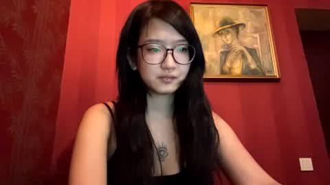 Snapshot of jesicalozaya chatting on 07.21.26 Emi online show from 07.21.26