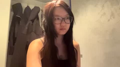 Snapshot of jesicalozaya chatting on 07.31.26 Emi online show from 07.31.26