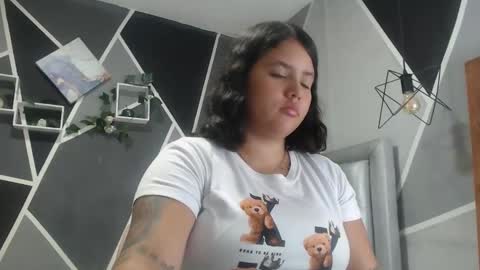 jess_beaut online show from 02.14.25