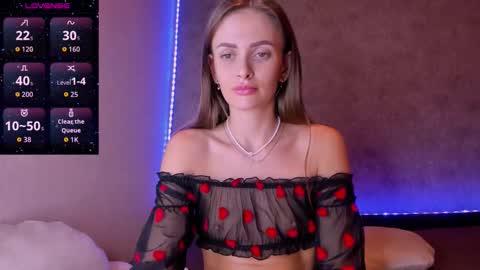 Snapshot of jess_kahawaty chatting on 10.04.25 Jess online show from 10.04.25