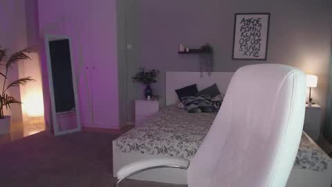 Jess online show from 10.08.25