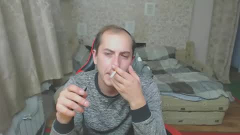 Snapshot of jess_nest chatting on 10.22.25 Jess online show from 10.22.25