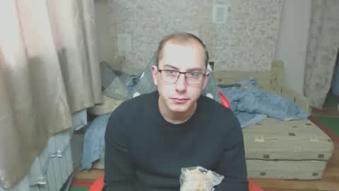 Snapshot of jess_nest chatting on 10.30.25 Jess online show from 10.30.25