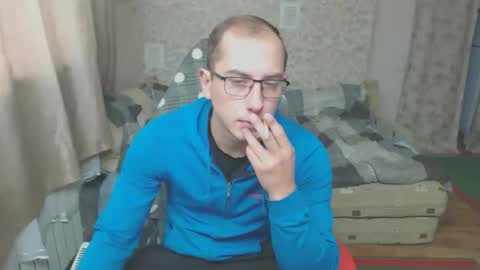 Snapshot of jess_nest chatting on 10.31.25 Jess online show from 10.31.25