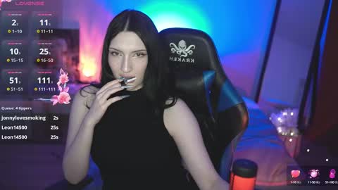  hello my name is Hanna  online show from 02.27.25